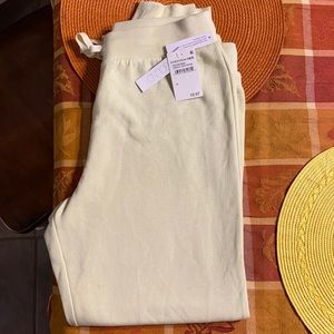 Nordstrom Rack Green LimeCream Women Sweats/Joggers Size M